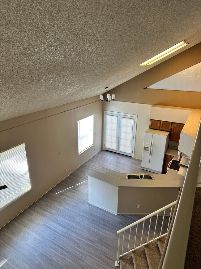 Building Photo - Windsor Shadows patio home 3 bed / 2 bath