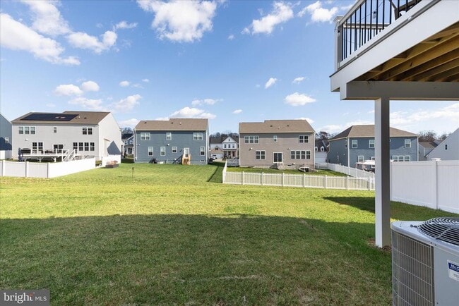 Building Photo - 140 Tye Ct