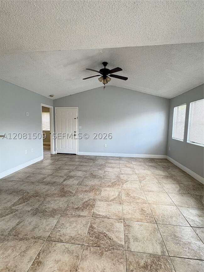 Building Photo - 10501 SW 155th Ct
