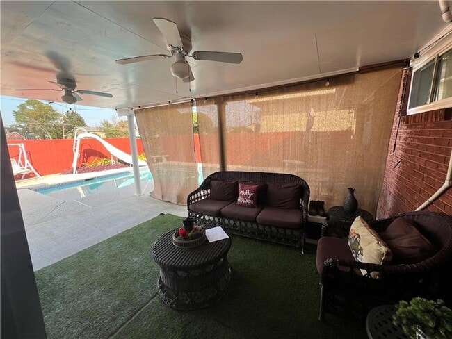 Building Photo - 6613 Carmen St