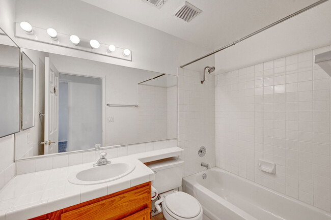 Bathroom 2 - 4104 Evora Circle