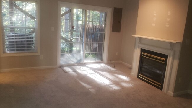 Building Photo - Fantastic 3br 2.5ba Townhome in Delta Ridg...