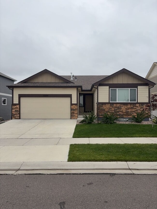 Primary Photo - 3 Bed. 2 Bath, 2 Car Garage in Promontory