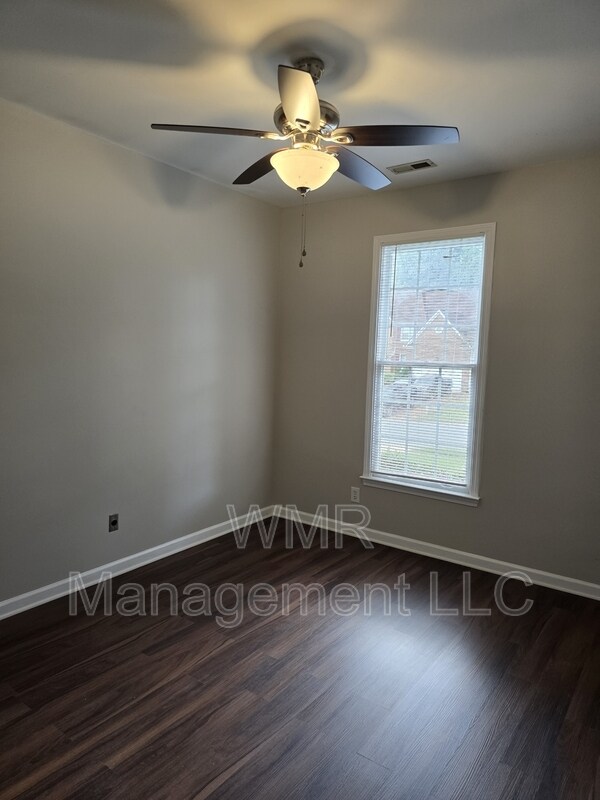 Building Photo - 7803 Harrington Woods Rd