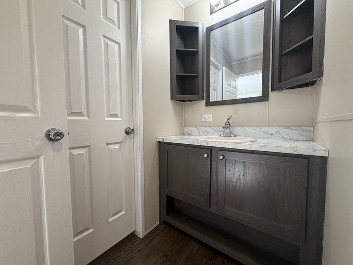 Building Photo - 38127 Ducharme Dr