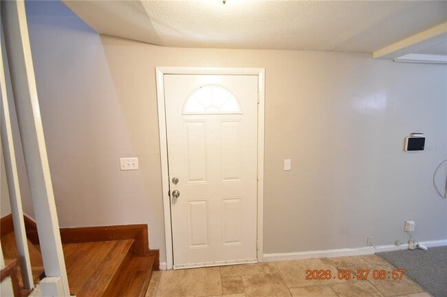 Building Photo - 10110 Alambra Ave