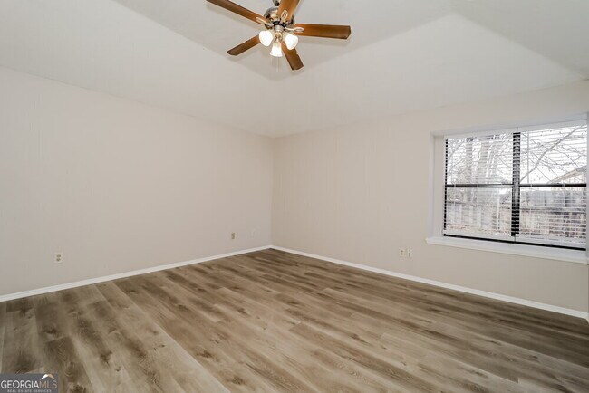 Building Photo - 7049 Ivy Pointe Row