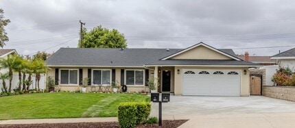 Building Photo - 901 Carlson Dr