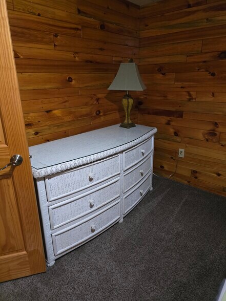 Building Photo - 7 Jachim Pl