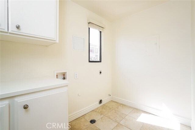 Building Photo - 3221 Francois Dr