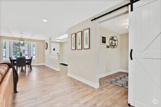 Building Photo - 1215 E Cerramar Ct
