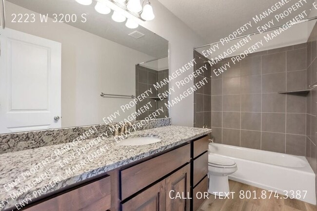 Building Photo - 2223 W 3200 S