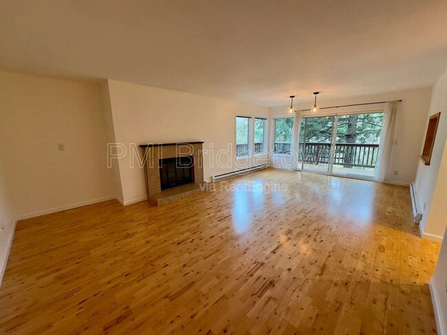 Building Photo - 307 Cervantes Cir