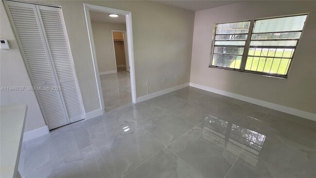 Building Photo - 13240 Port Said Rd