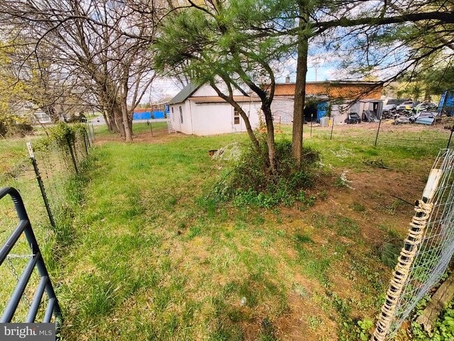 Building Photo - 4884 Charles Town Rd