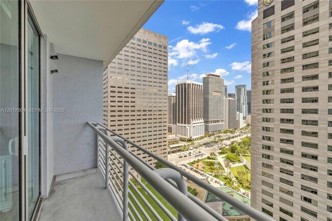 Building Photo - 335 S Biscayne Blvd