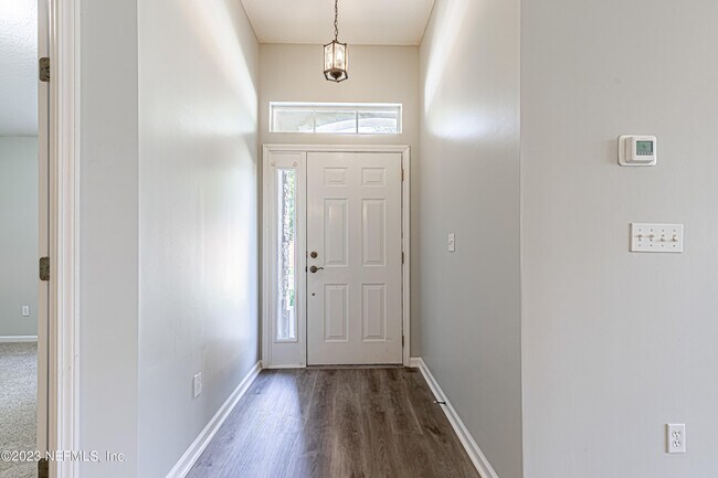 Building Photo - 2141 Stone Creek Dr