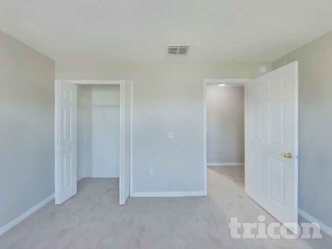 Building Photo - 2101 Ardencroft Dr