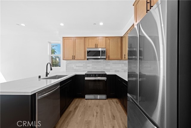 Building Photo - 1340 N Kingsley Dr