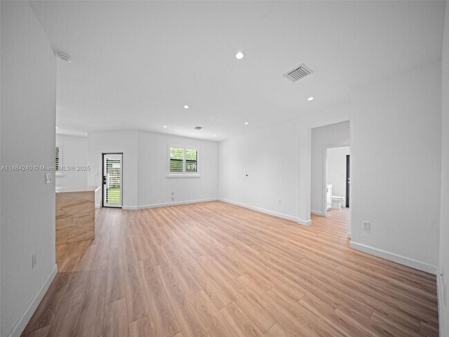 Building Photo - 13362 SW 284th St