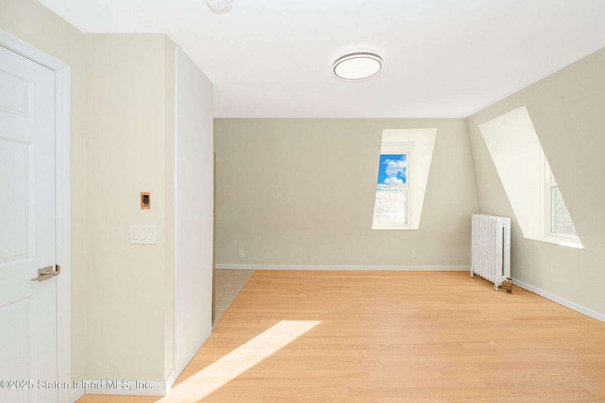 Building Photo - 413 Cary Ave