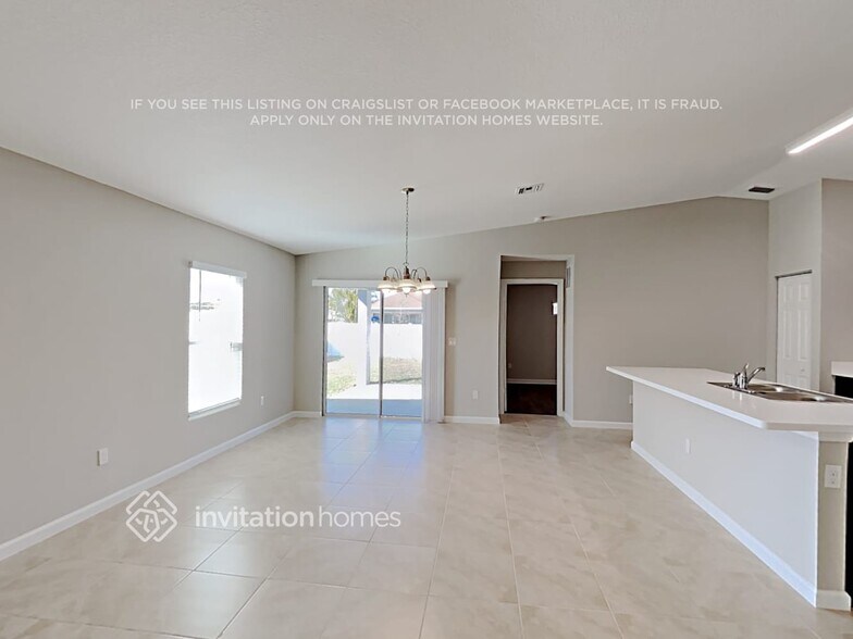 Building Photo - 2085 SW Kimberly Ave