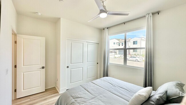 Building Photo - Beautifully Designed, and Upgraded, Newer ...