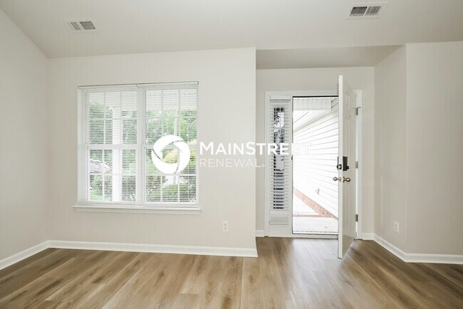 Building Photo - 915 Meadow Oak Dr