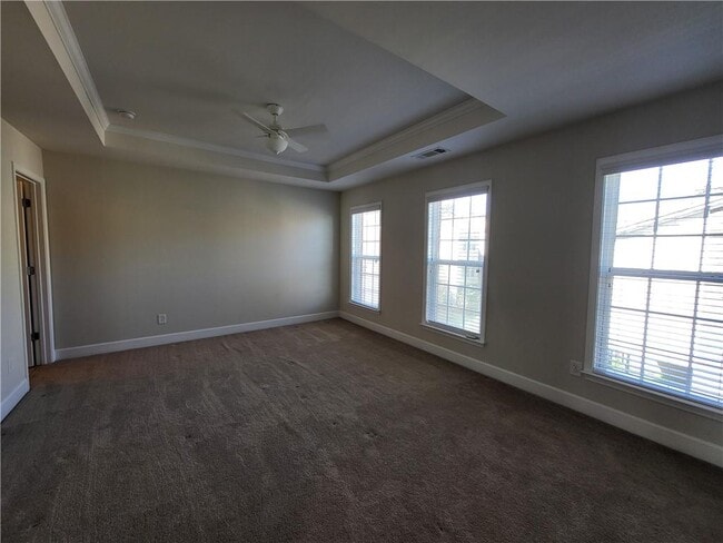 Building Photo - 2428 Hadlow Ln