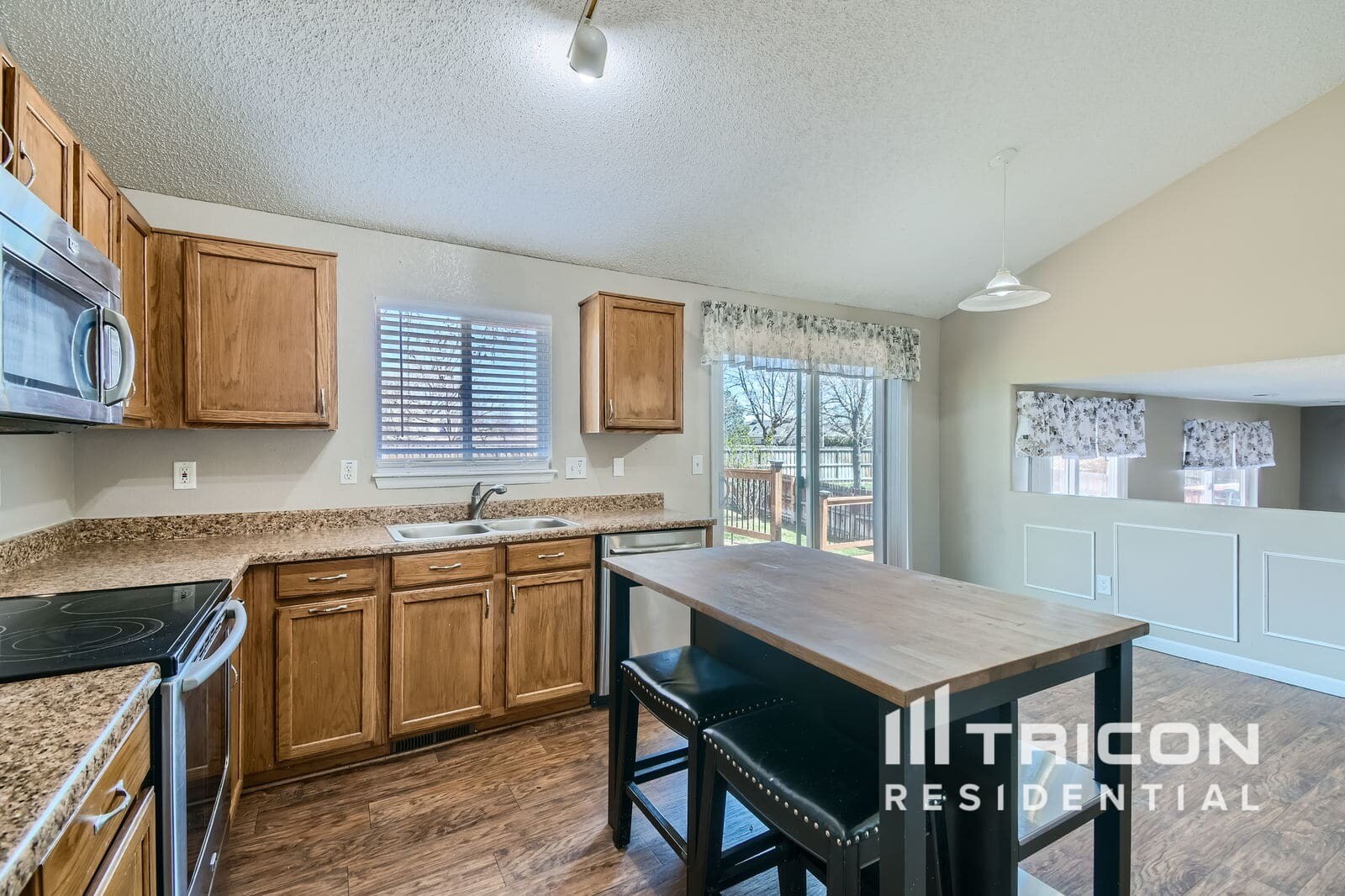 Building Photo - 2658 Comanche Creek Dr