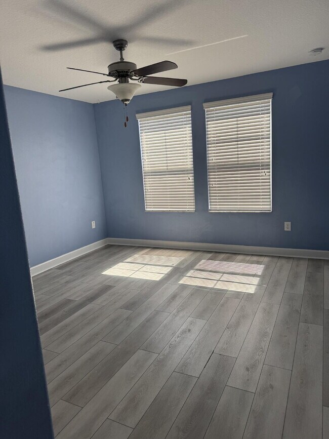 Building Photo - This ALMOST NEW South Carolina floorplan is available for rent and ready for immediate move in.