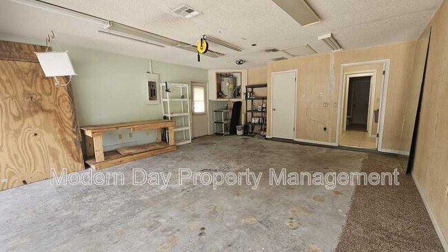 Building Photo - 8185 Omaha Cir