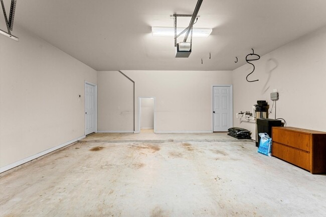 Building Photo - 23139 Sandsage Ln