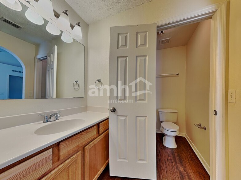 Building Photo - 30303 Pongo Way