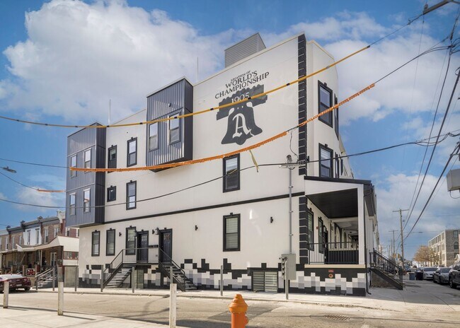 Building Photo - 2926 W Oxford St