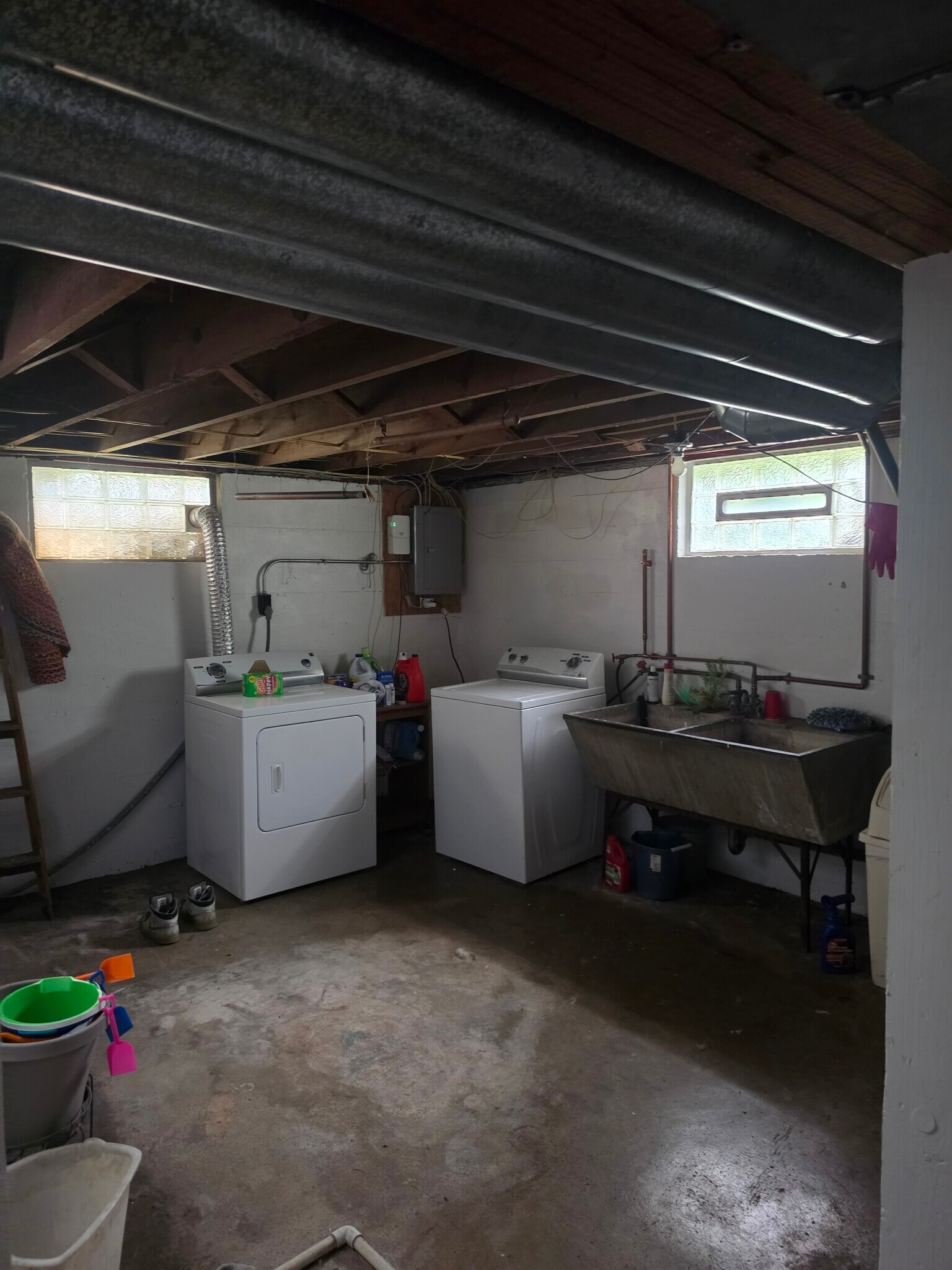 Laundry in basement with Utility sink - 1730 Morey Ave