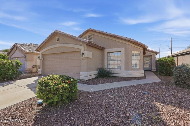 Building Photo - 3331 W Via Del Sol Dr