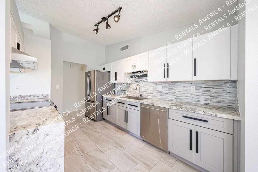 Building Photo - 3103 E Villa Rita Dr