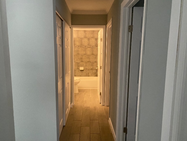 Building Photo - 4334 Hickory Hill Dr