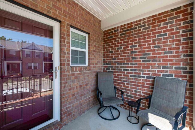 Building Photo - Spacious 3BR Townhome in Apex