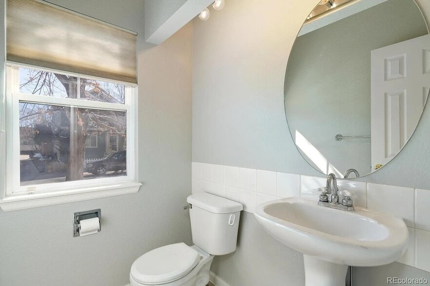 Building Photo - 8094 E Harvard Cir