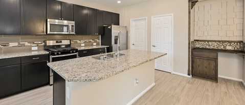 Building Photo - 14350 Persimmon Woods Dr