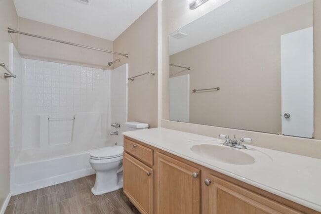 Building Photo - 203 Cain Dr