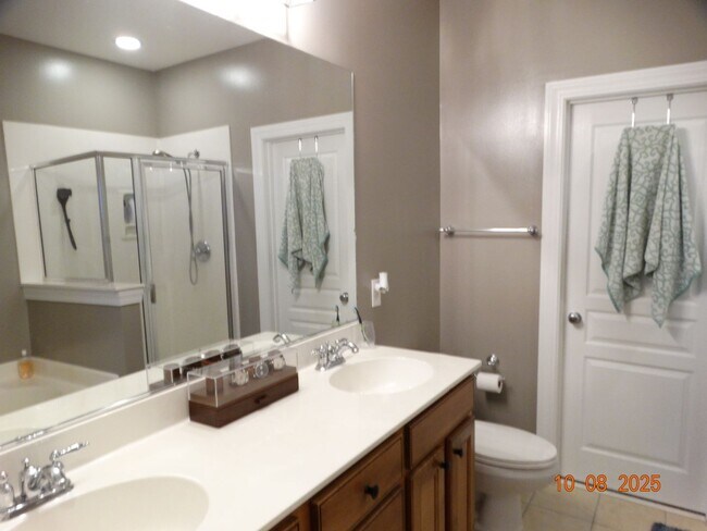 Building Photo - Perfect location in the heart of Pooler