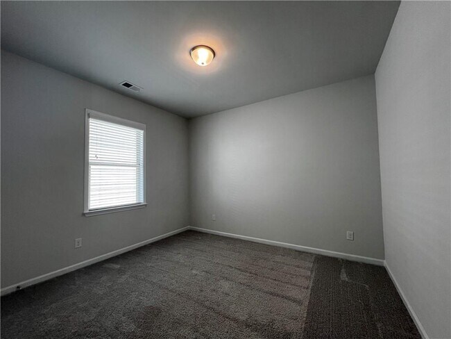 Building Photo - 3339 Fall Branch Ln