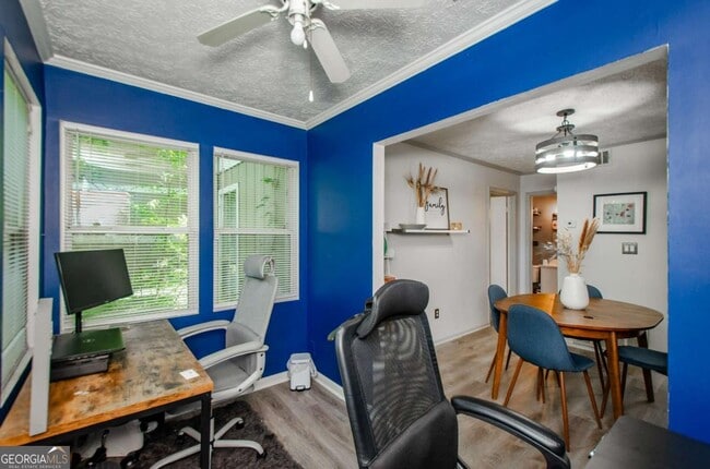 Building Photo - 5157 Roswell Rd