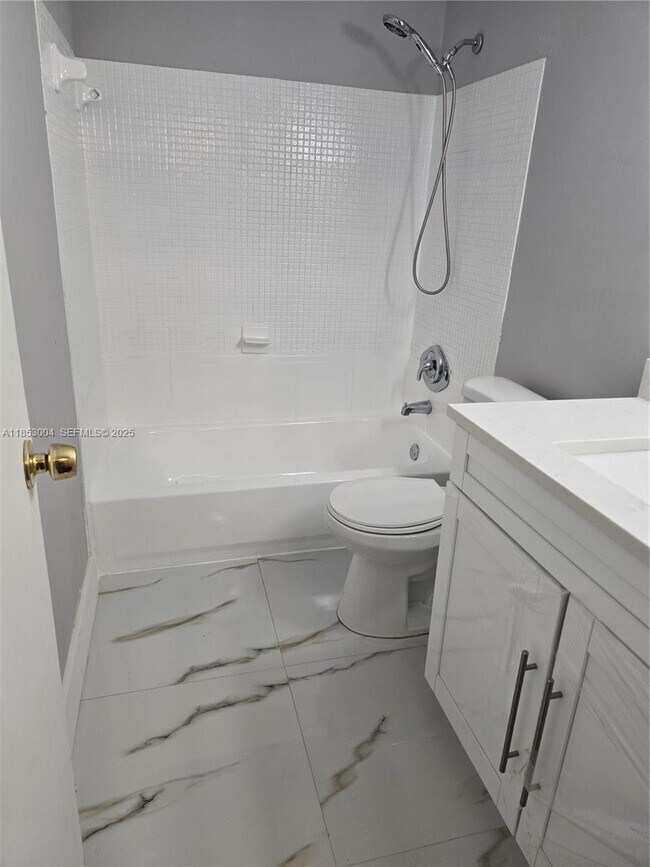 Building Photo - 5603 Blueberry Ct