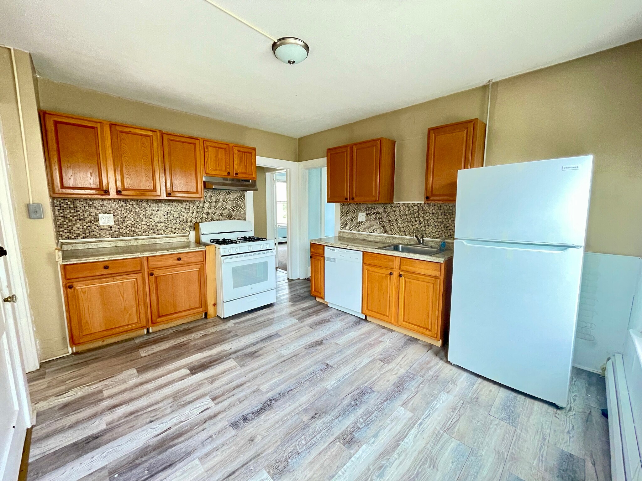 Kitchen - 67 Brooklawn St