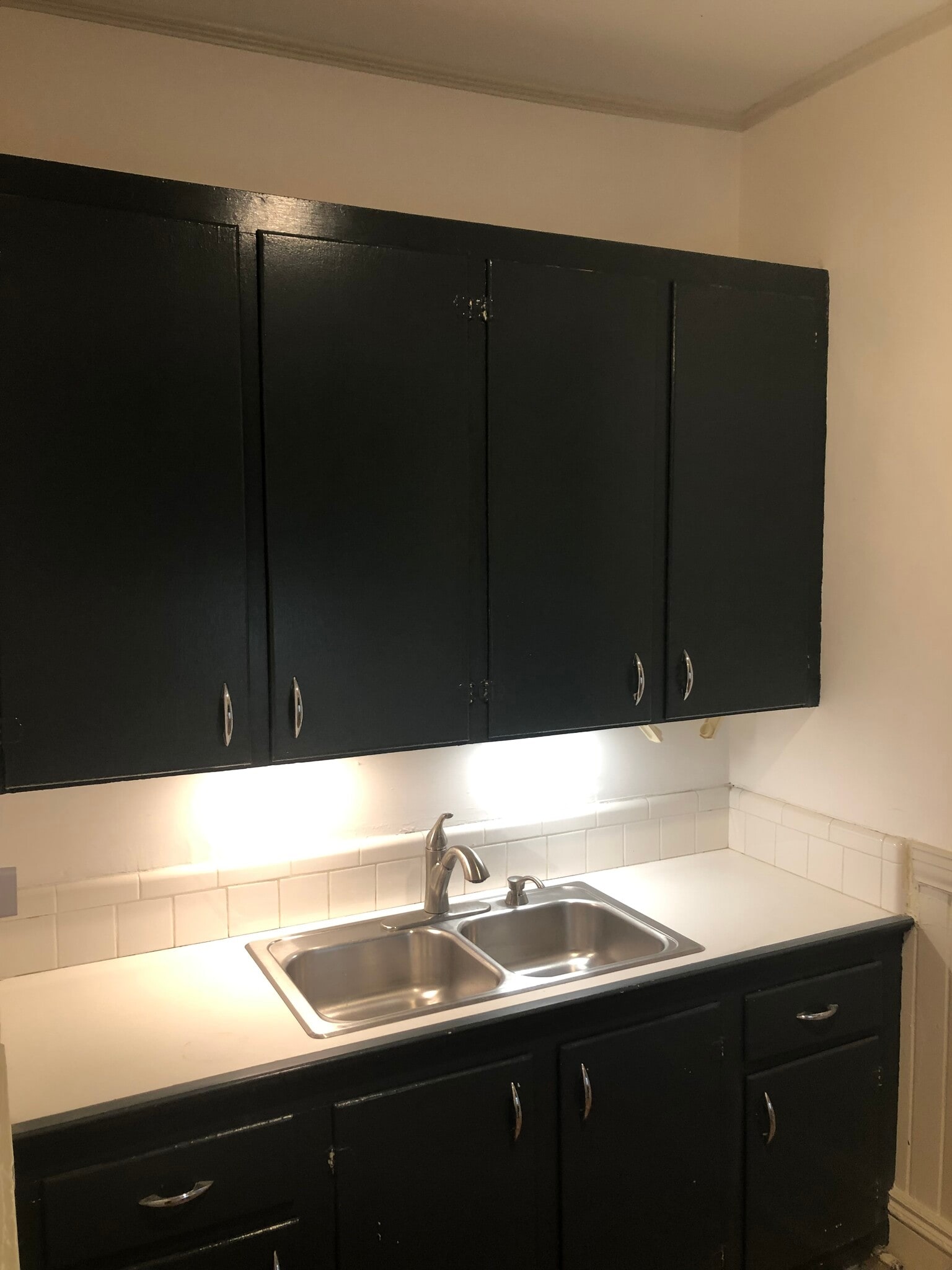 Apt D Kitchen - 1212 Brookstown Ave