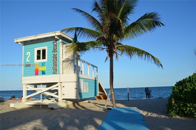 Building Photo - 121 Golden Isles Dr